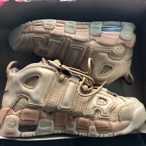 Uptempo 6Y can fit a 7.5 Women